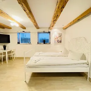 https://cozy-private-room-in-the-center.skagenhotels.net